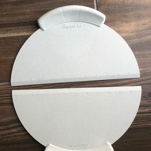 Pampered Chef Pizza/Cake Lift & Serve Utensils